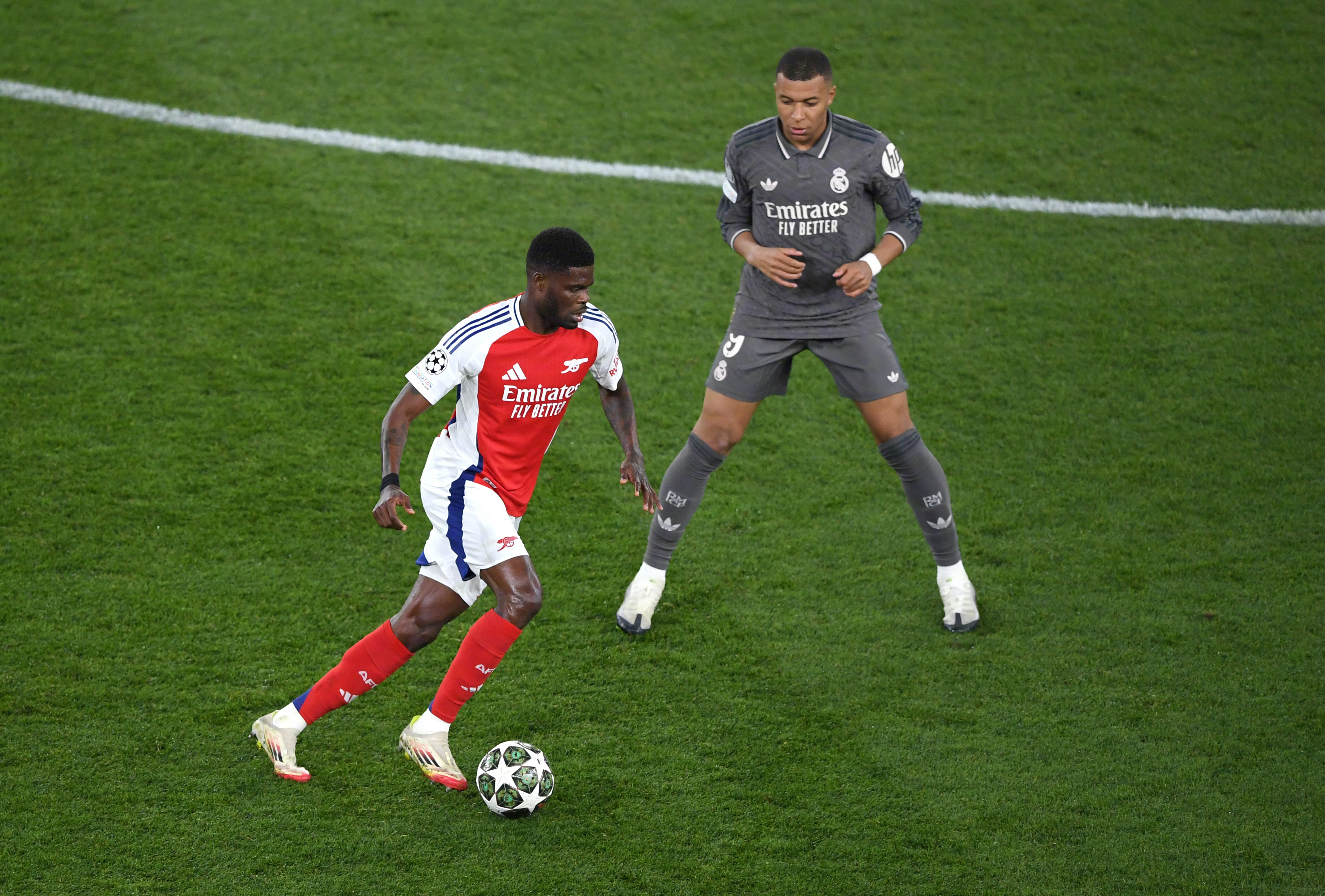 赛前阿森纳复出首秀——欧冠节点到来，悬念犹存，赛季目标并未改变的简单介绍